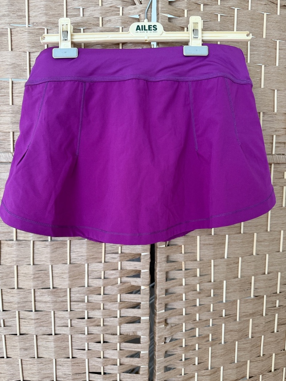 Hind size small Purple tennis skirt